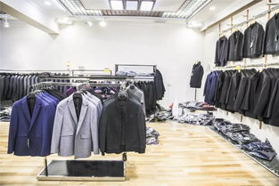 服裝工廠南遷促清倉，大興全場服飾50元起搶購熱潮